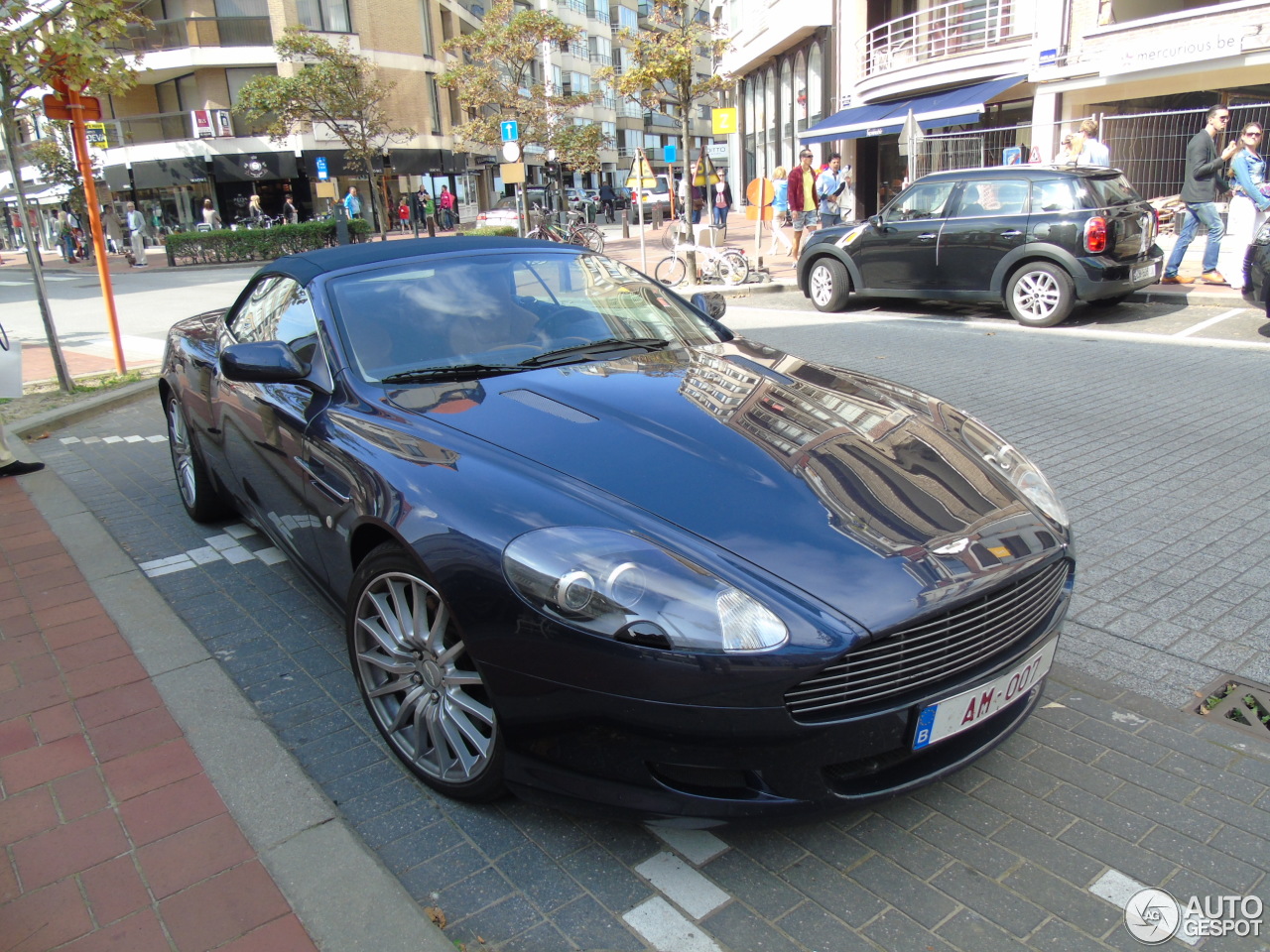 Aston Martin DB9 Volante