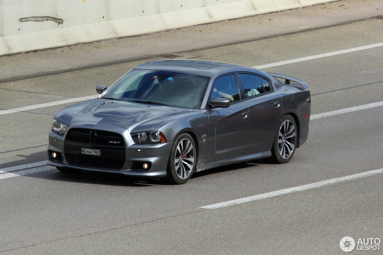 Dodge Charger SRT-8 2012