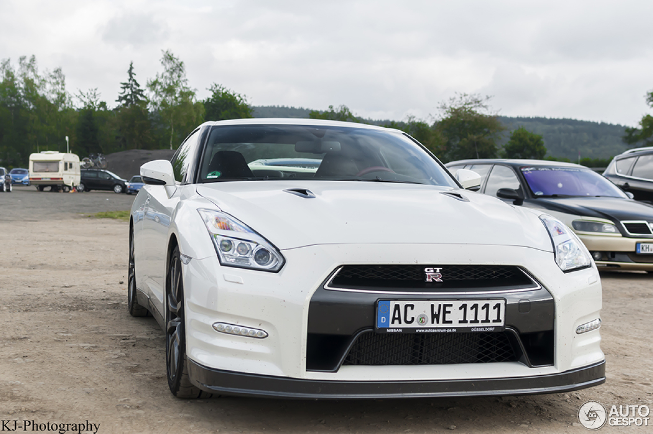 Nissan GT-R 2014