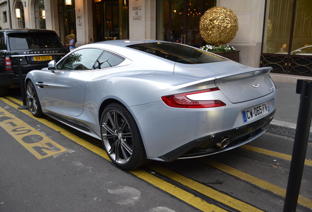 Aston Martin Vanquish 2013