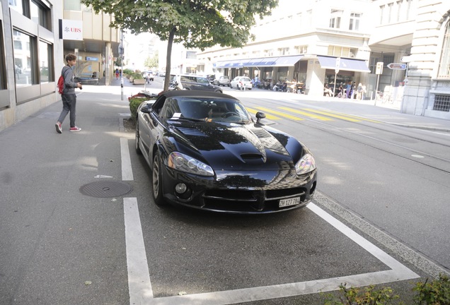 Dodge Viper SRT-10 Roadster 2003