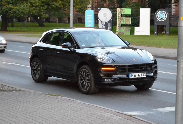 Porsche 95B Macan Turbo