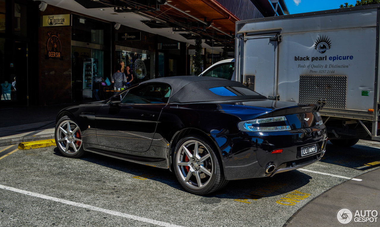 Aston Martin V8 Vantage Roadster