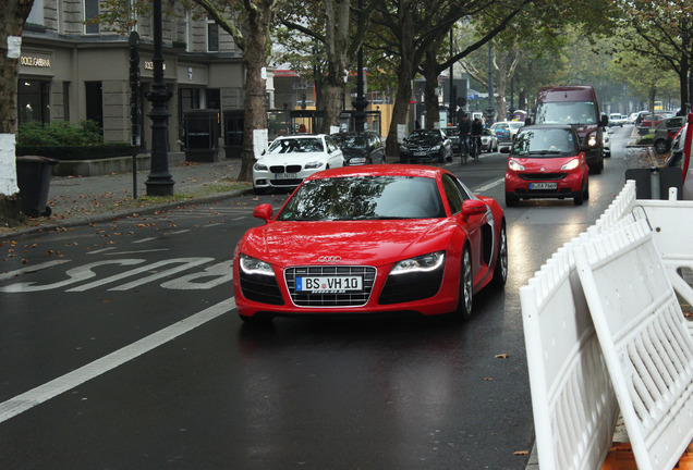 Audi R8 V10