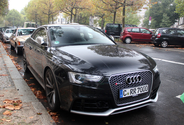 Audi RS5 B8 2012