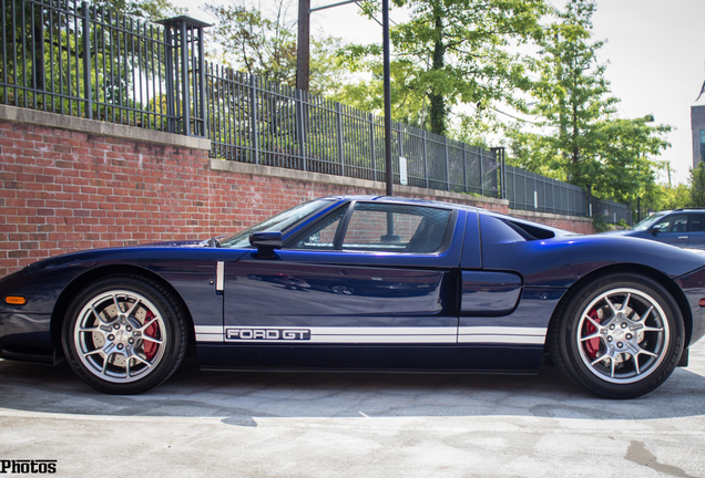 Ford GT