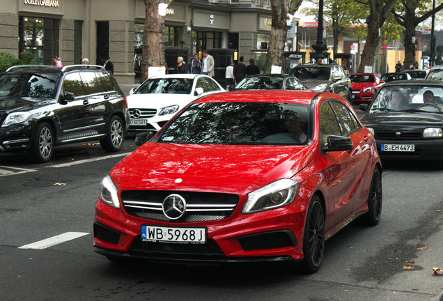 Mercedes-Benz A 45 AMG