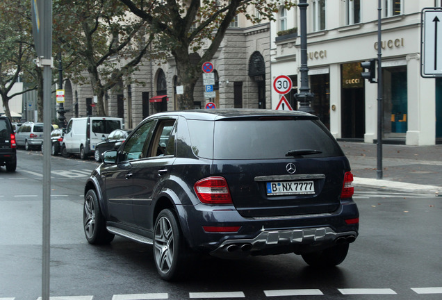 Mercedes-Benz ML 63 AMG W164 2009