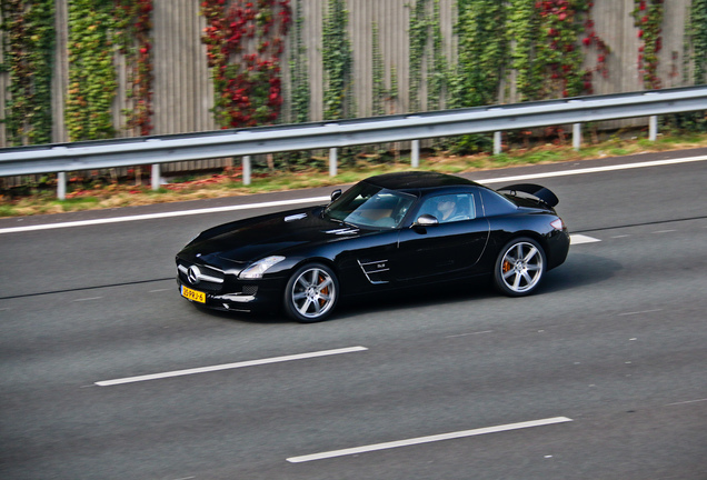 Mercedes-Benz SLS AMG