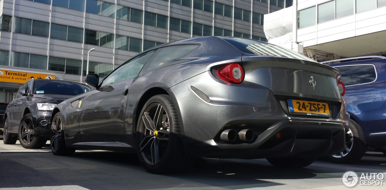 Ferrari FF