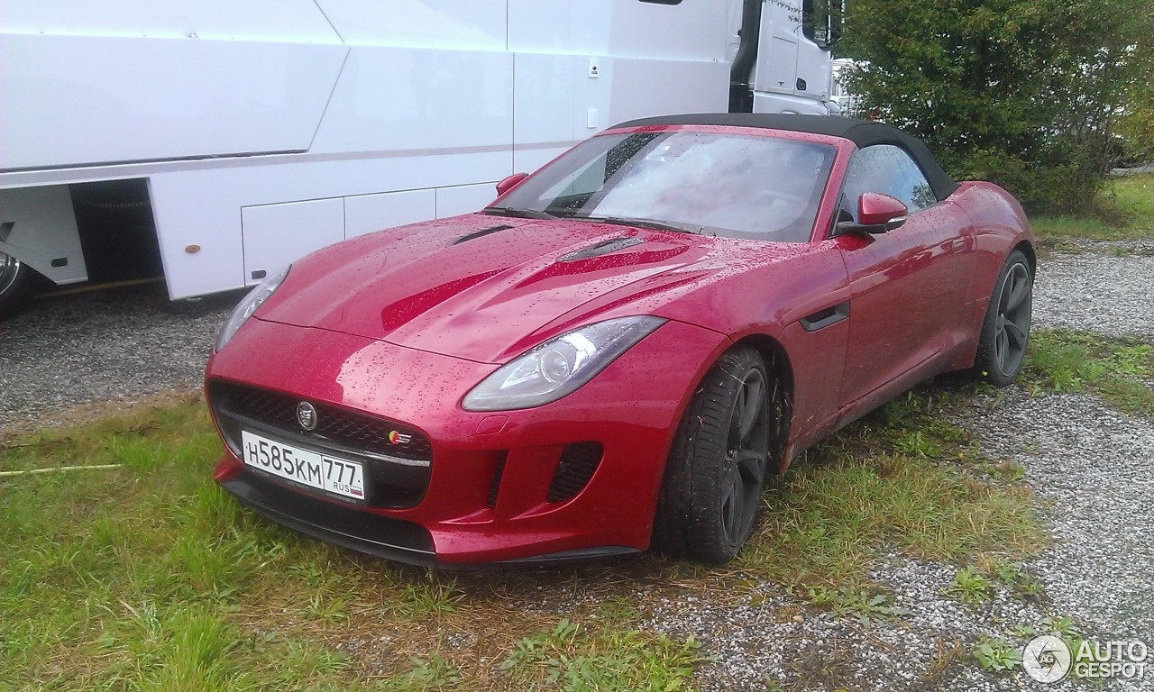 Jaguar F-TYPE S Convertible