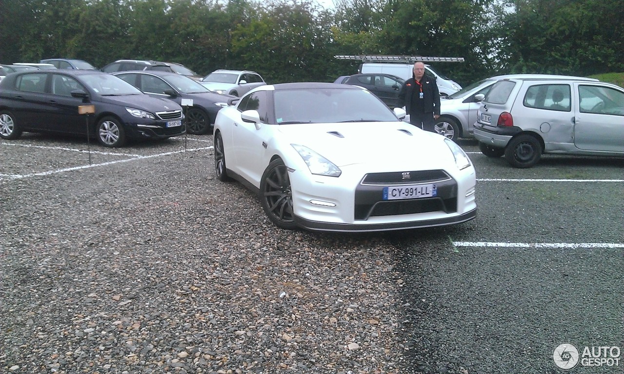 Nissan GT-R 2011