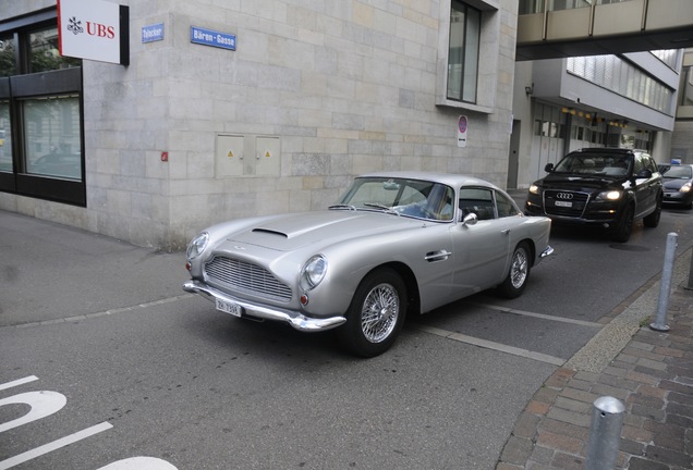 Aston Martin DB4 Series V