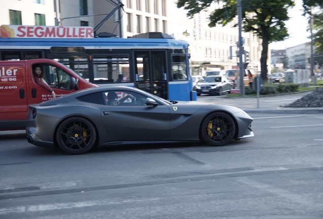 Ferrari F12berlinetta Novitec Rosso