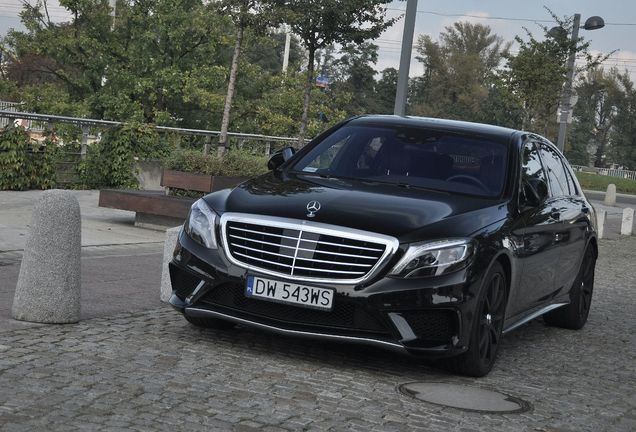 Mercedes-Benz S 63 AMG V222