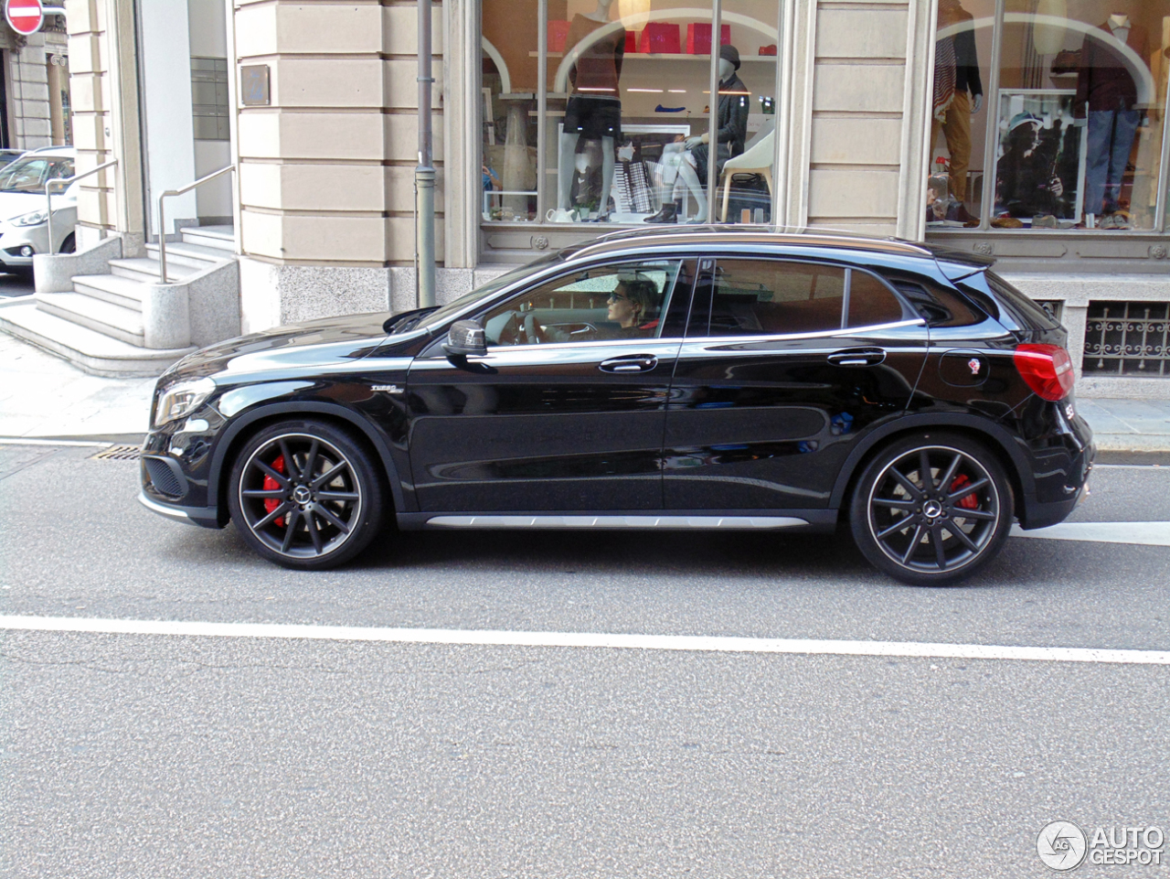 Mercedes-Benz GLA 45 AMG X156