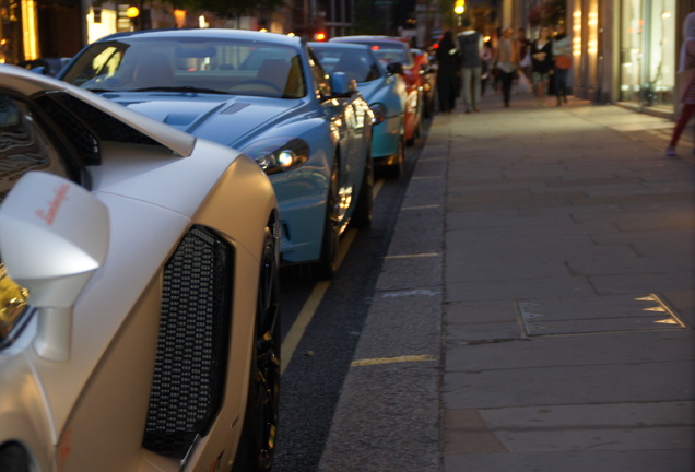 Lamborghini Aventador LP700-4