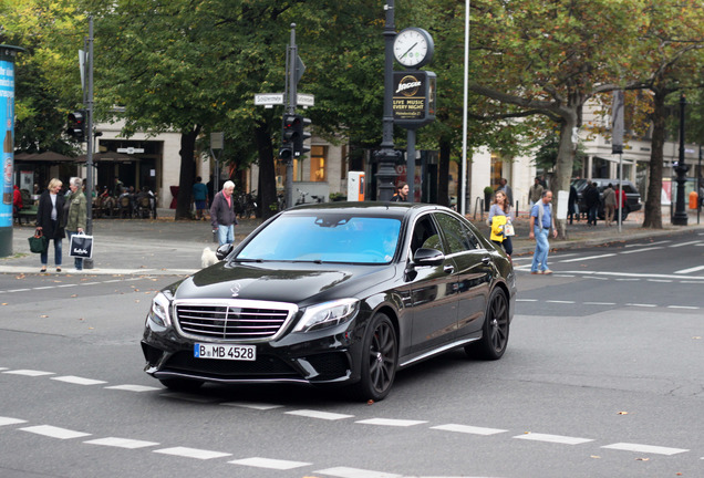 Mercedes-Benz S 63 AMG W222