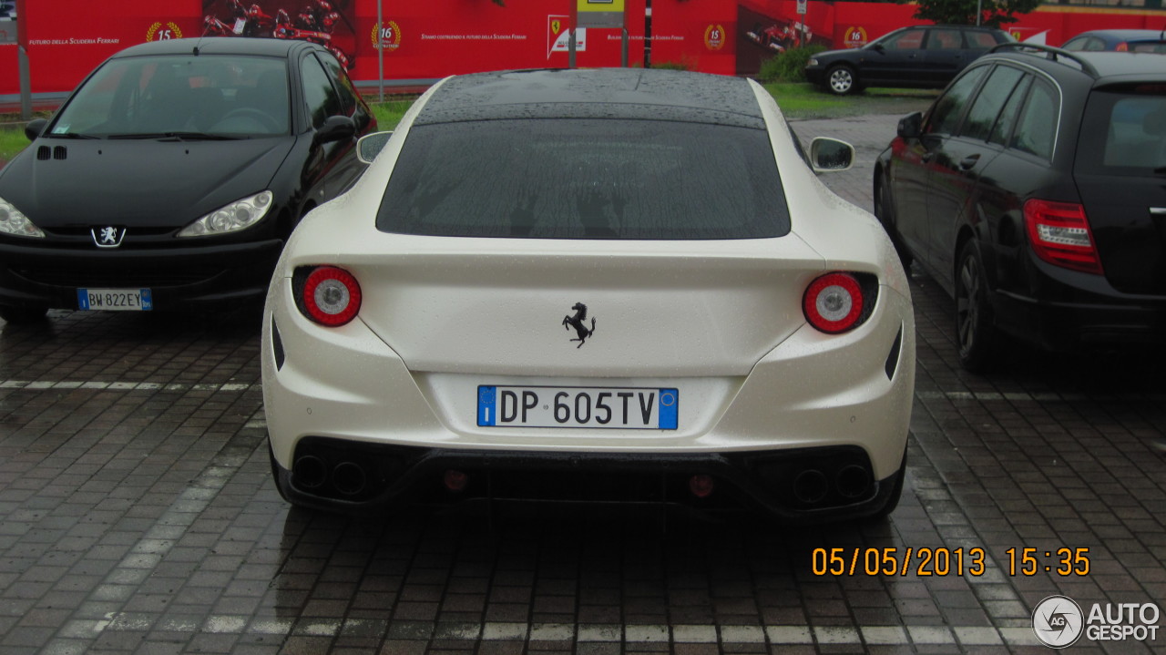 Ferrari FF