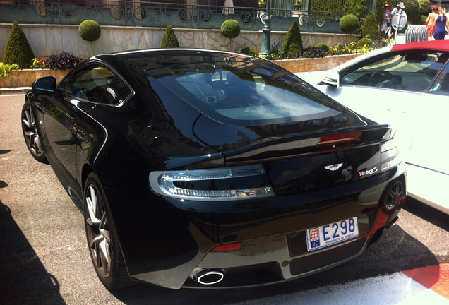 Aston Martin V8 Vantage S