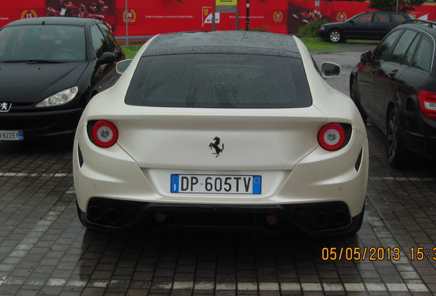 Ferrari FF