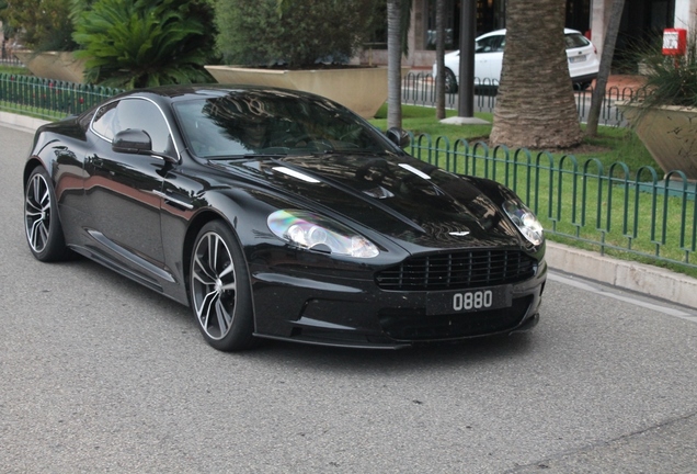 Aston Martin DBS Carbon Black Edition