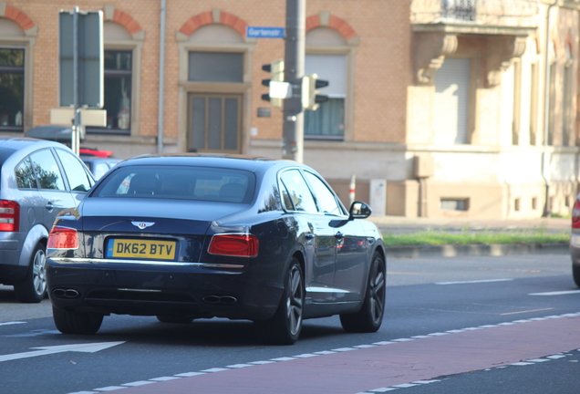 Bentley Flying Spur V8