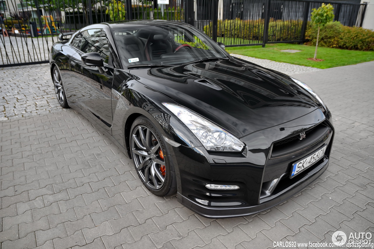 Nissan GT-R 2013