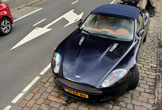 Aston Martin DB9 Volante