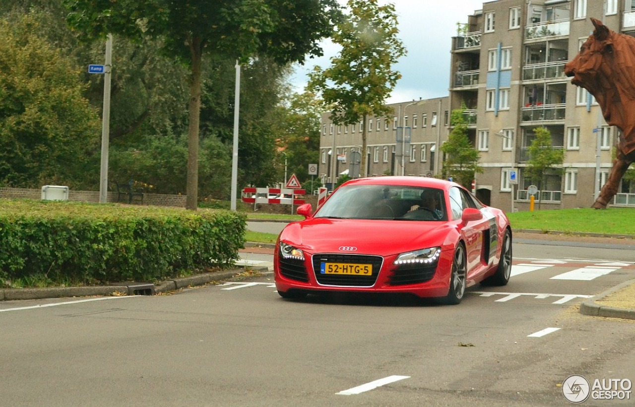 Audi R8