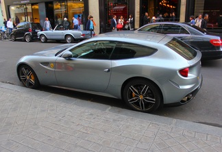 Ferrari FF