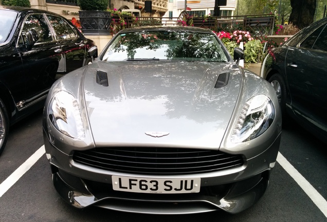 Aston Martin Vanquish 2013