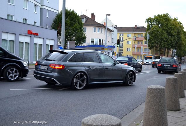 Audi RS4 Avant B8