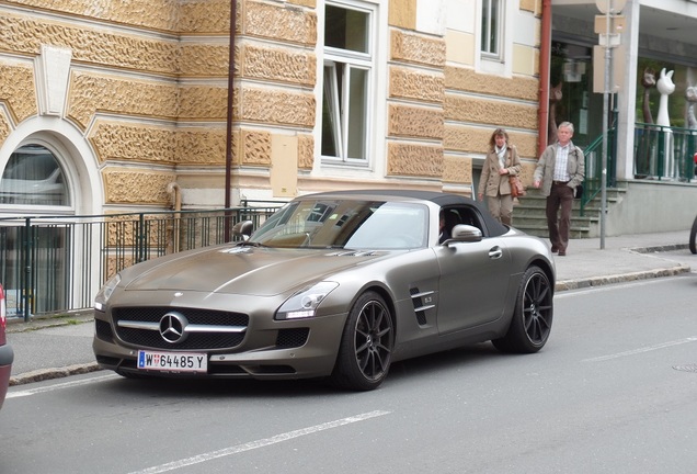 Mercedes-Benz SLS AMG Roadster