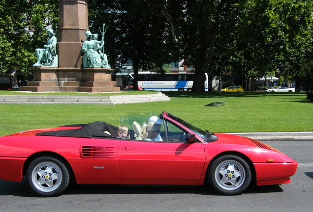 Ferrari Mondial T Cabriolet