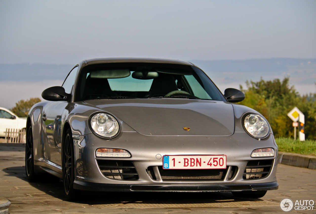 Porsche 997 Carrera GTS