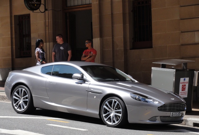 Aston Martin DB9 2010