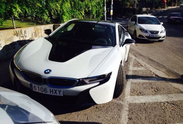 BMW i8