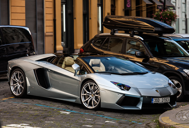 Lamborghini Aventador LP700-4 Roadster