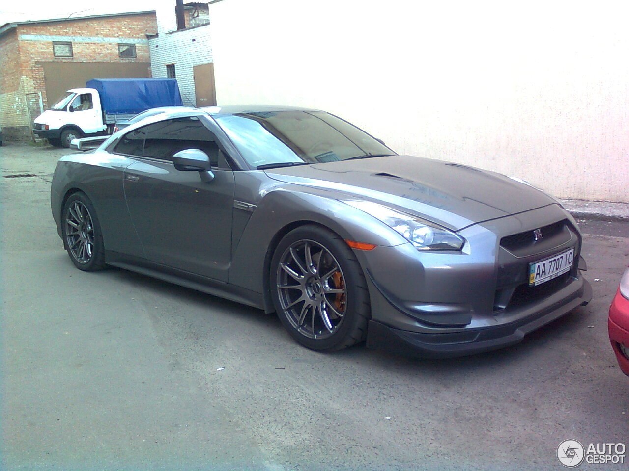 Nissan GT-R