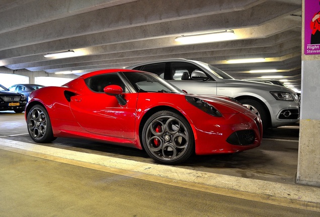 Alfa Romeo 4C Coupé