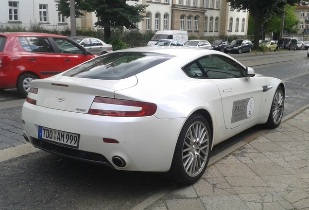 Aston Martin V8 Vantage