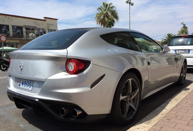 Ferrari FF