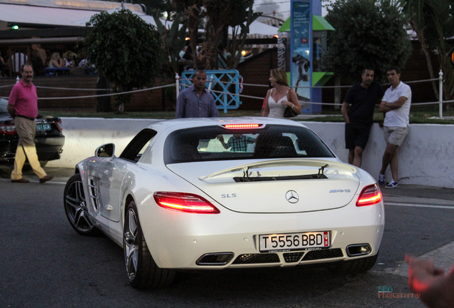 Mercedes-Benz SLS AMG