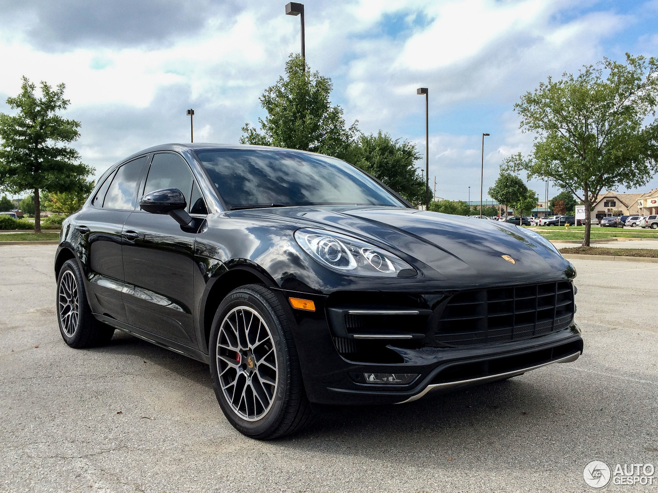 Porsche 95B Macan Turbo