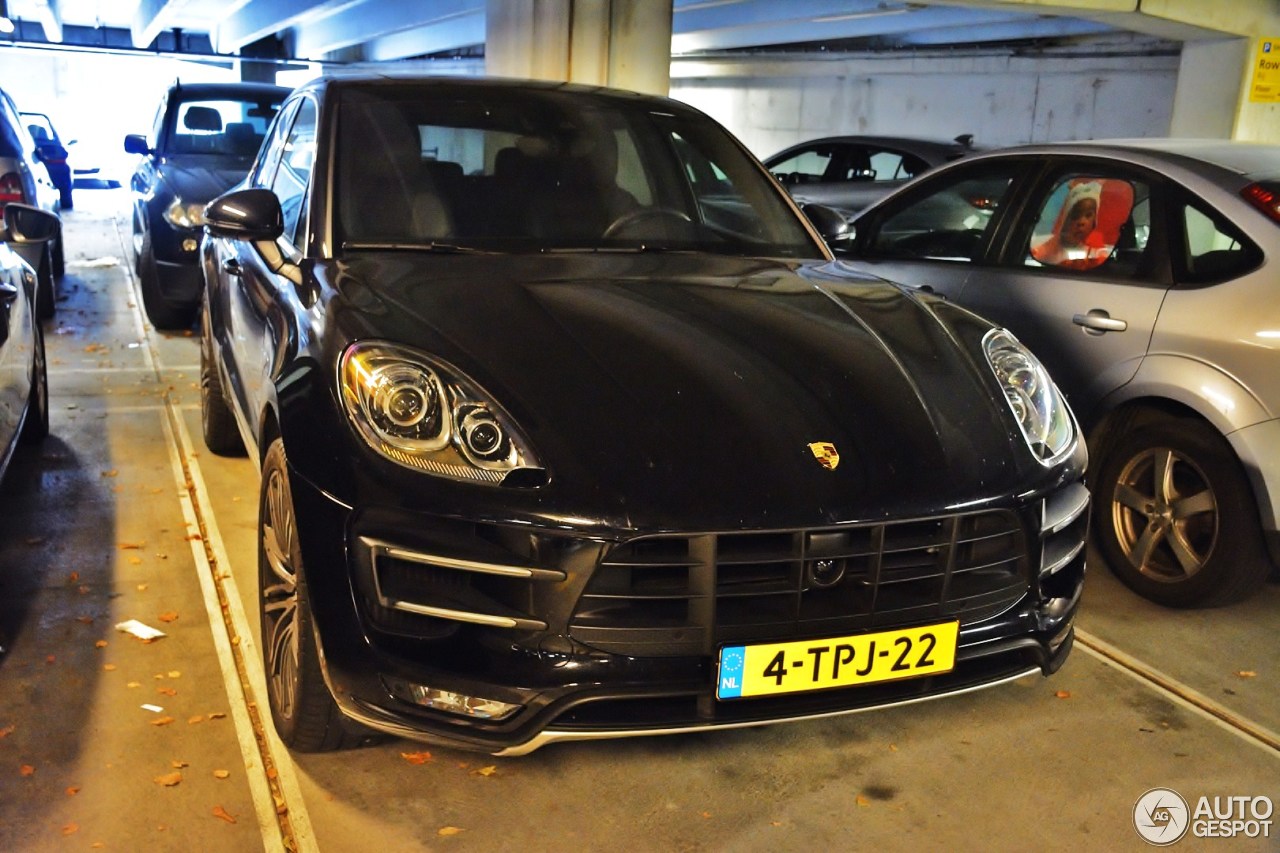 Porsche 95B Macan Turbo