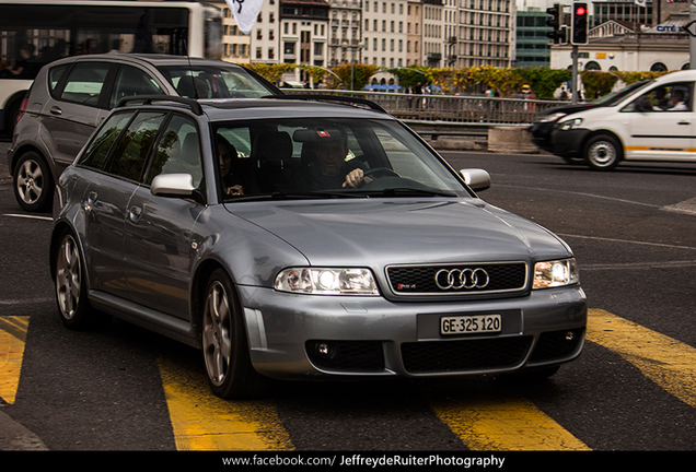 Audi RS4 Avant B5