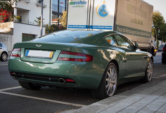 Aston Martin DB9