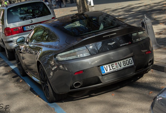 Aston Martin V12 Vantage S