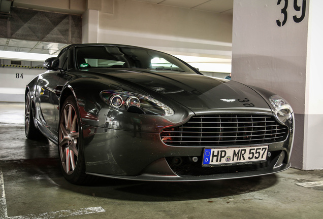 Aston Martin V8 Vantage Roadster 2012